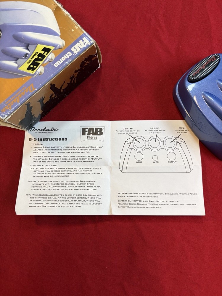 Danelectro FAB Chorus Effects Pedal Tested With Box (READ)