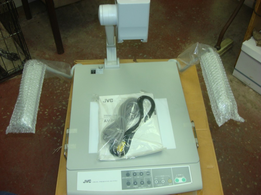 NEW! JVC AV-P750U Visual Presenter - Audio Video Document Camera