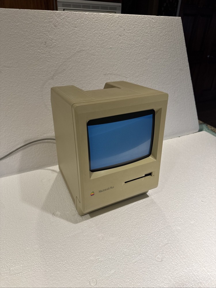 Vintage Apple Macintosh Plus M0001A