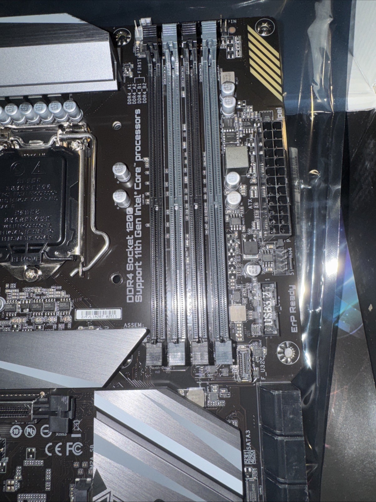 GIGABYTE Z590 Gaming X Motherboard Intel 11th Gen Z590 DDR4 LGA 1200