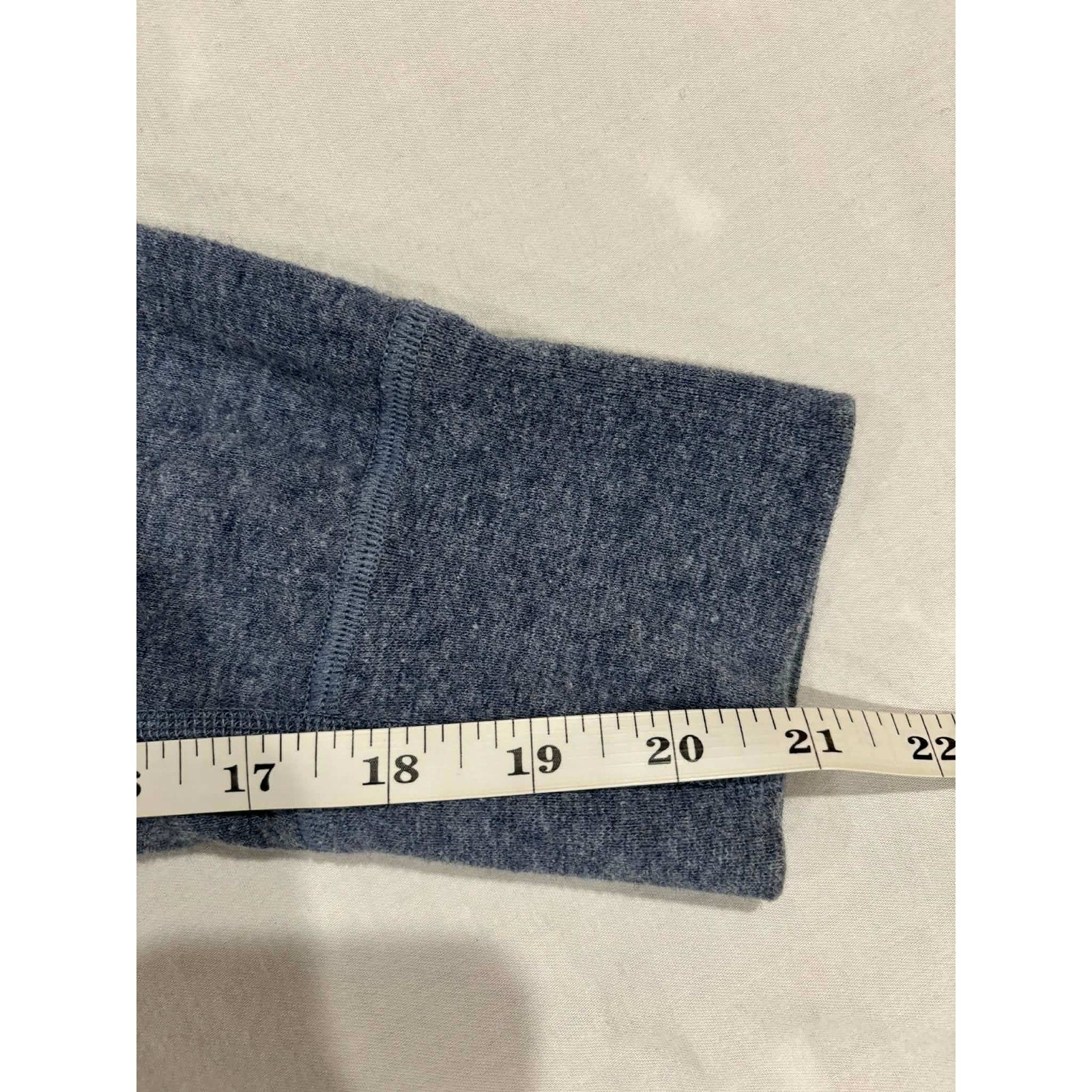 LL Bean Mens Traditional Fit Henley Long Sleeve Shirt Blue Medium Cotton Blend