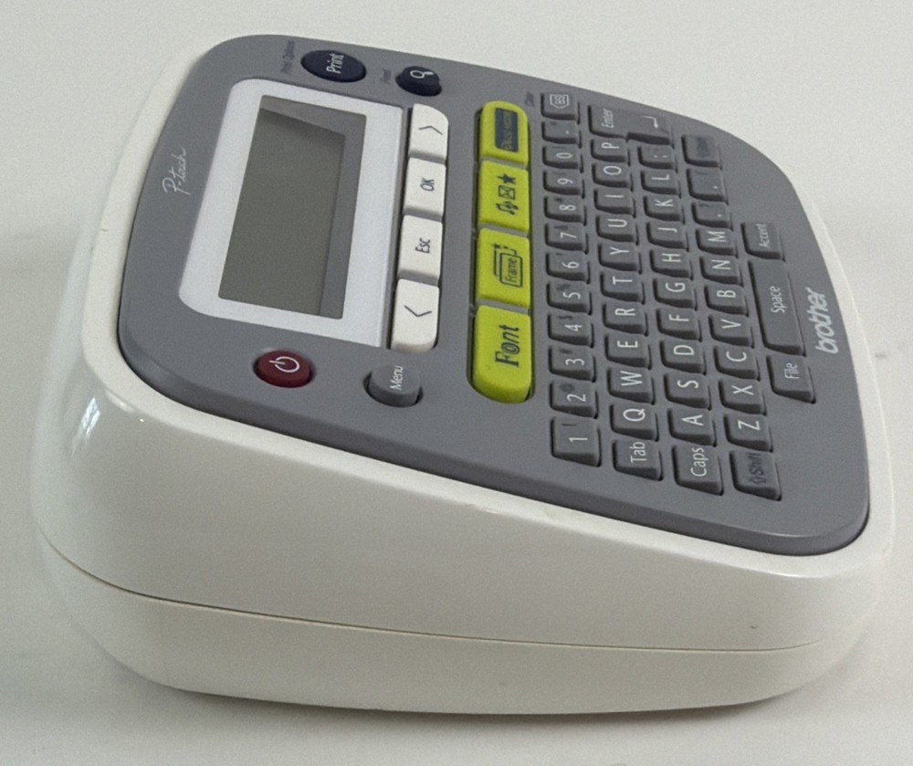 Brother P-Touch PT-D200 Label Maker System Handheld Printer with Tape - Tested