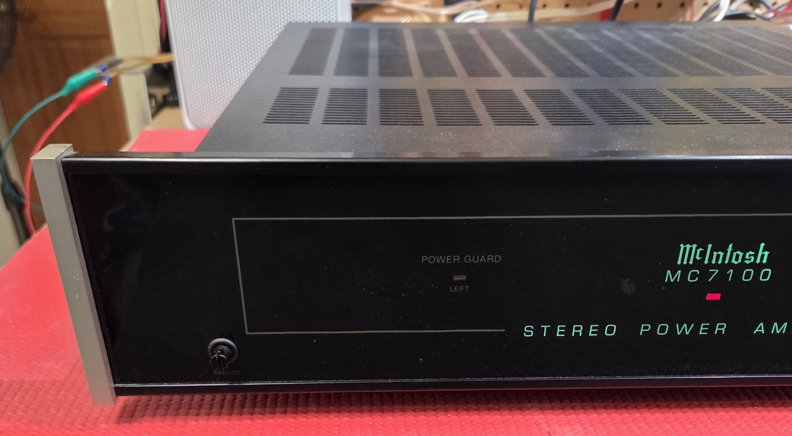 McIntosh MC7100 Solid State Power Amplifier - Very Good Condition