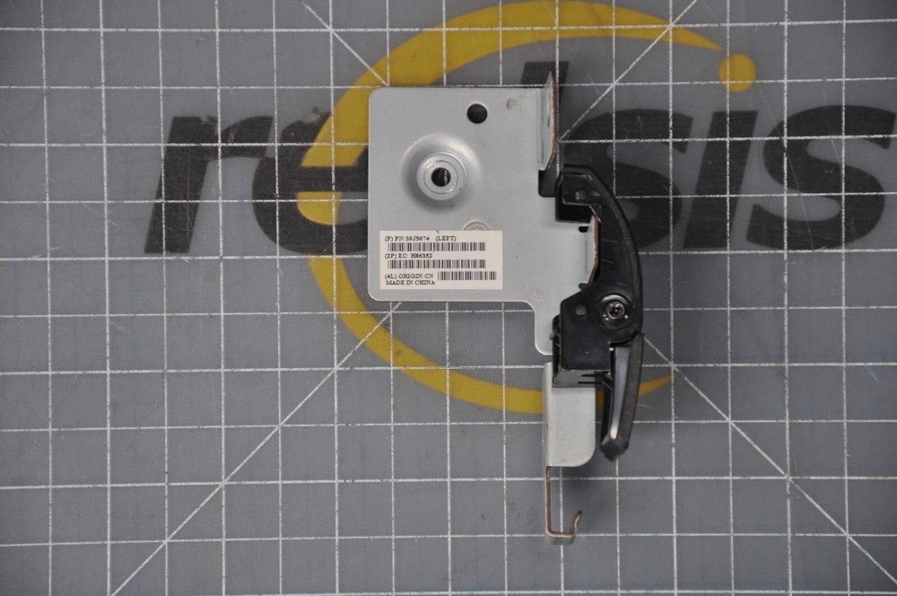 IBM Left Side Drawer Latch Assembly Bracket 39J5674