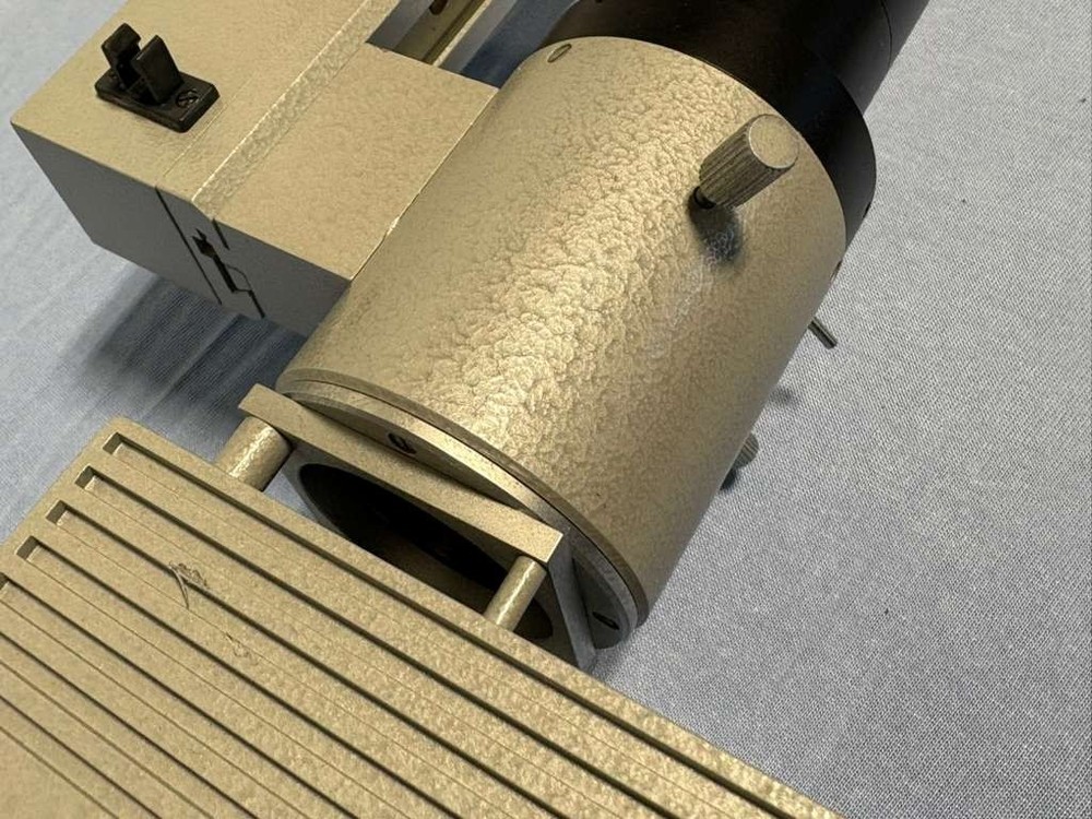 Leitz Wetzlar Illuminator Attachment Assembly Part