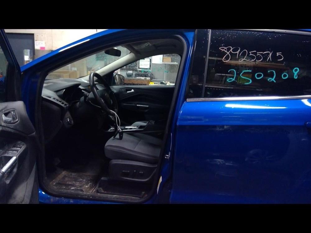 Fuse Box Engine Fits 19 ESCAPE 1608989