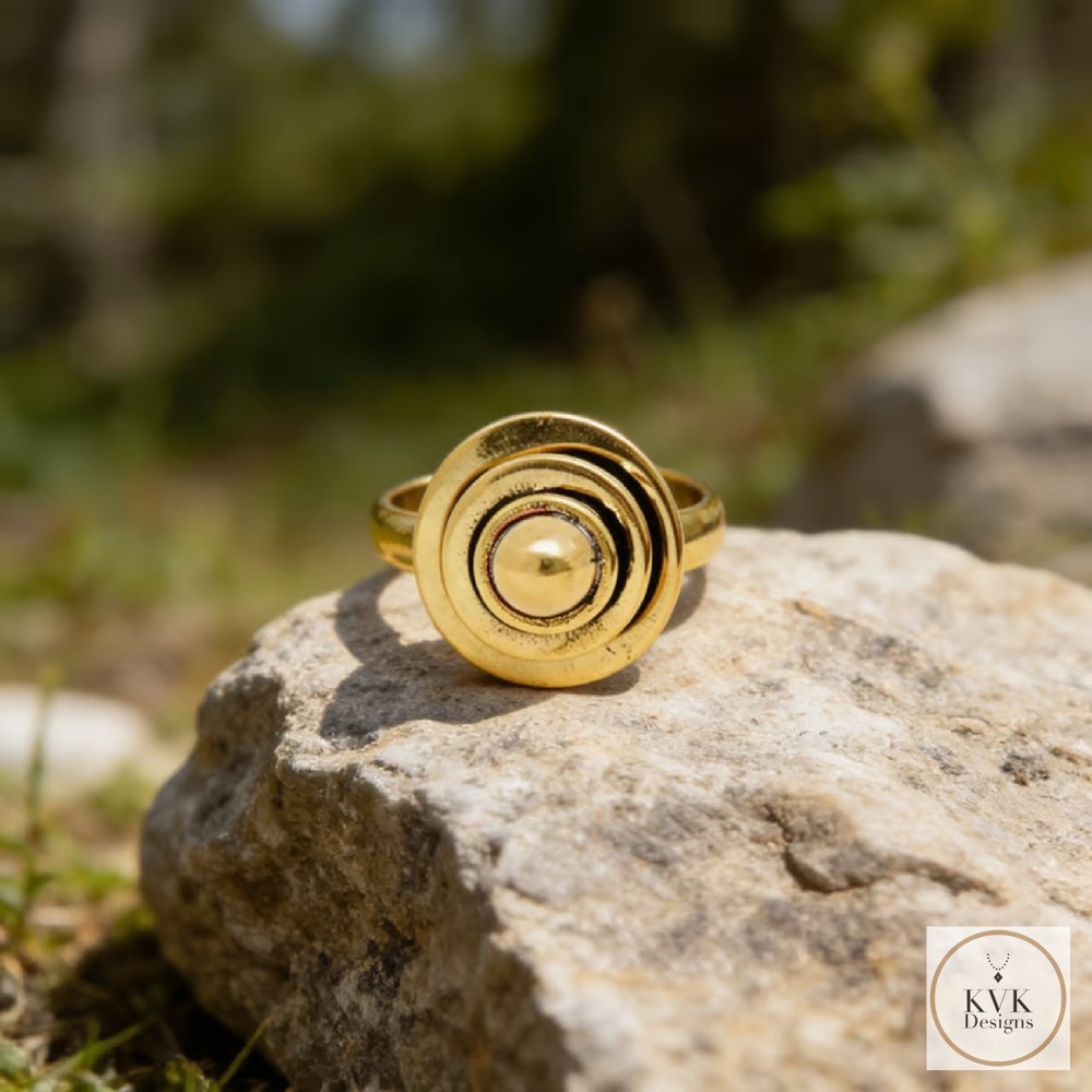 Geometric Circle Brass Ring