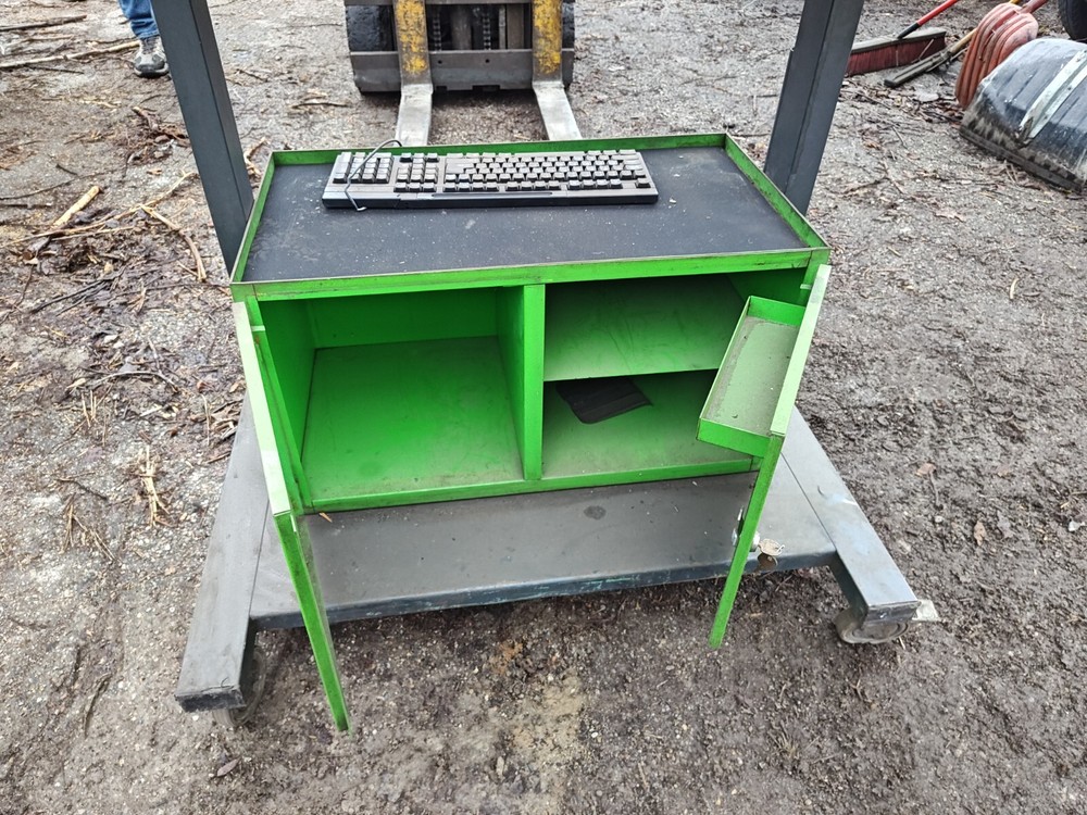 Bosch Automotive scope cabinet