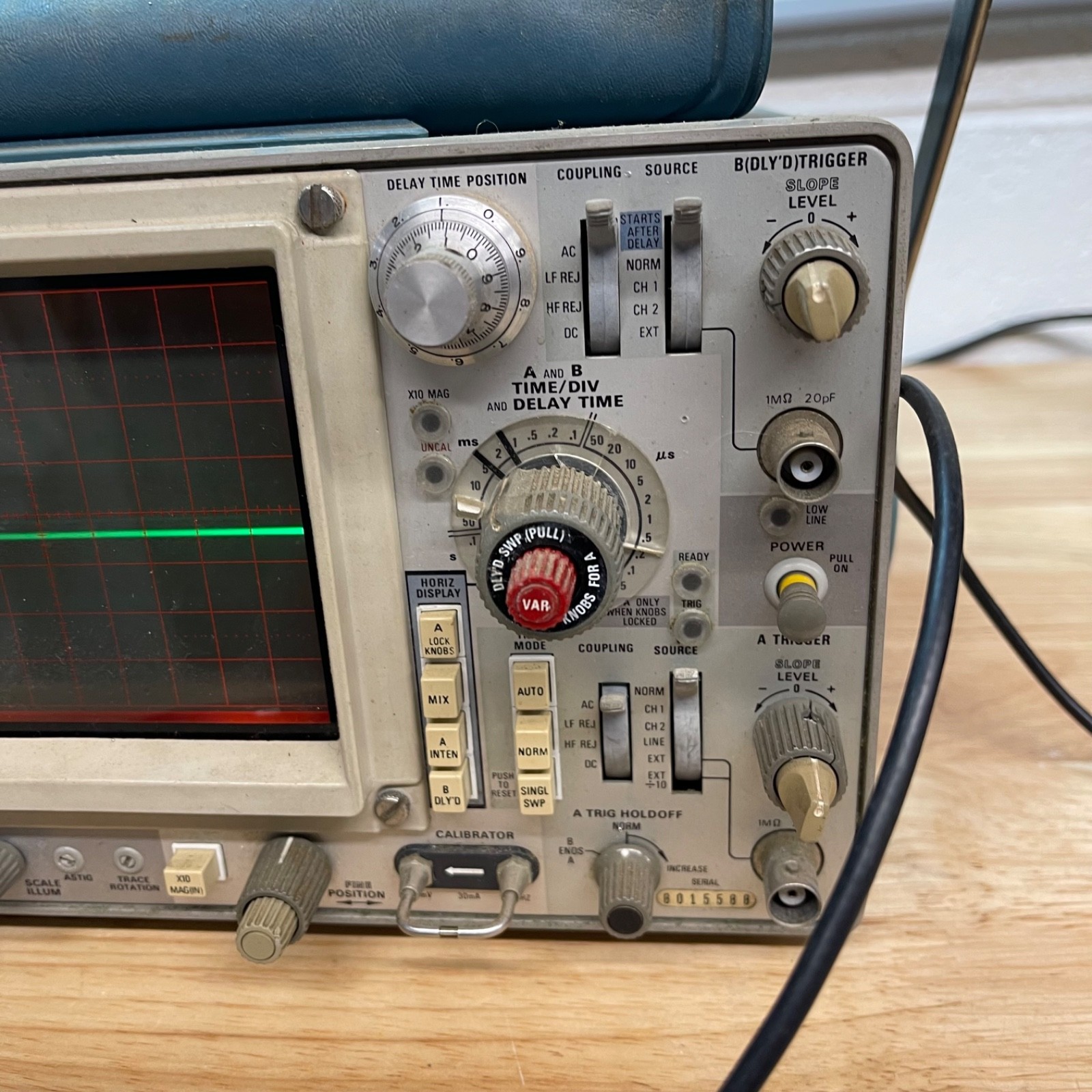 Tektronix 475A Oscilloscope