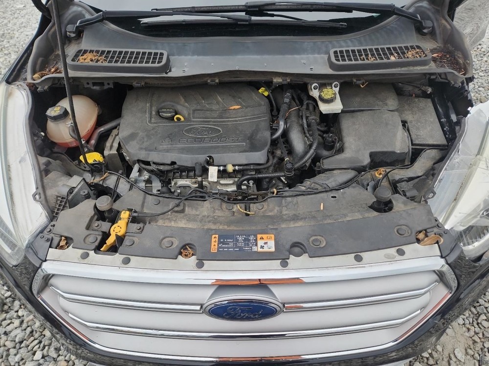 ESCAPE 2017 Glove Box 4887480