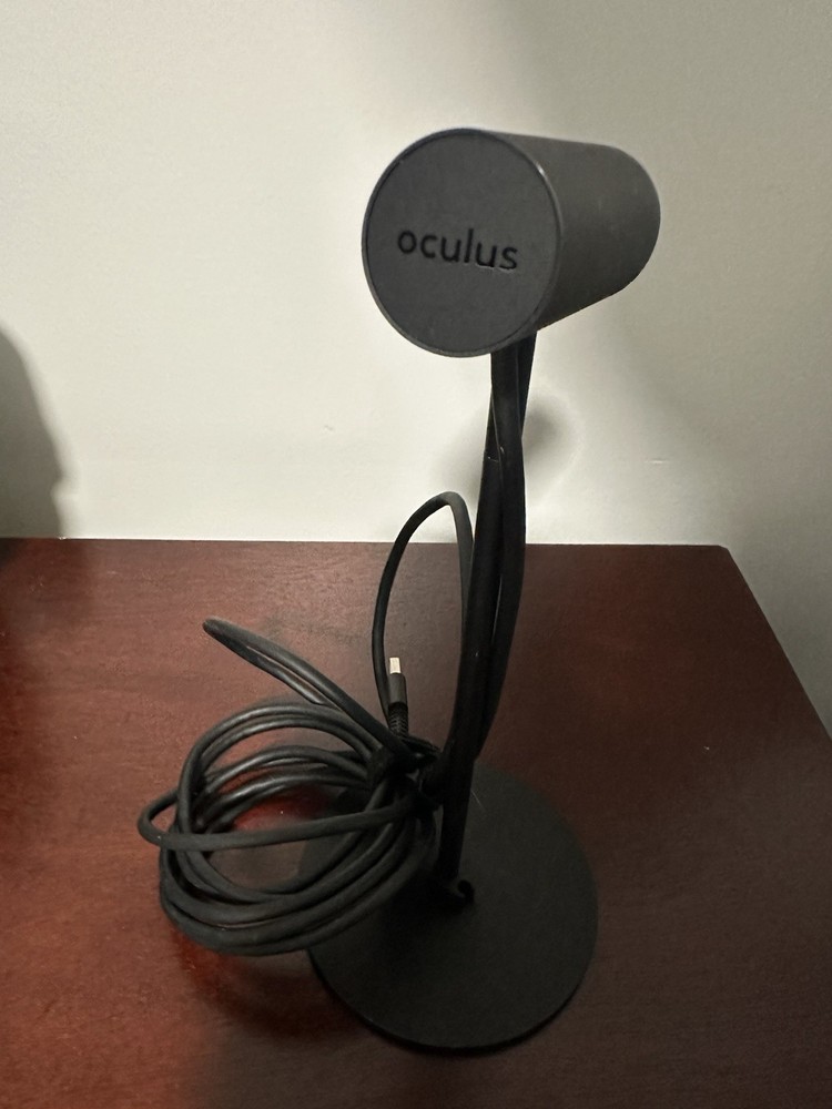 Oculus Rift Virtual Reality CV1 Sensor + Stand Black Model 3P-A Works