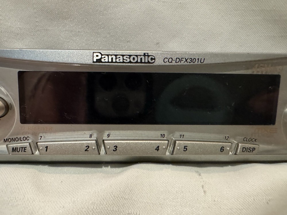 Panasonic CQ-DFX301U Detachable Face Only Untested