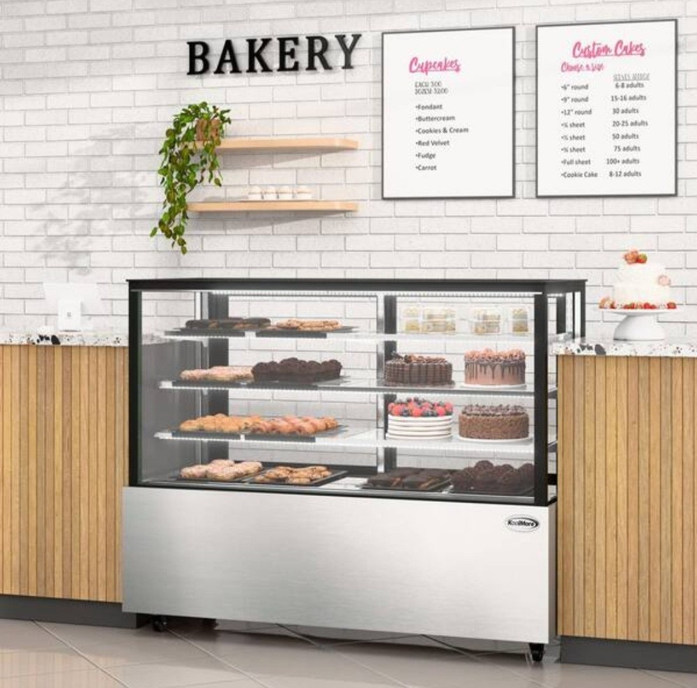 Koolmore RBD30C 71" Refrigerated Bakery Display Case