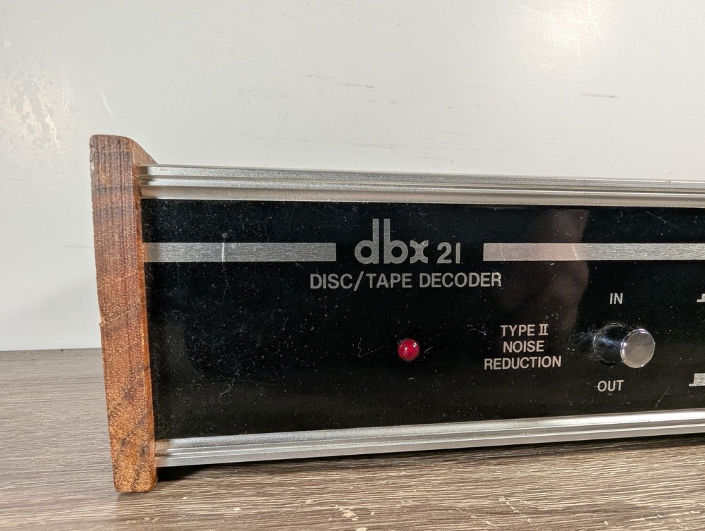 Vintage DBX 21 Disc/ Tape Decoder Noise Reduction Model 21 USA Made - Tested