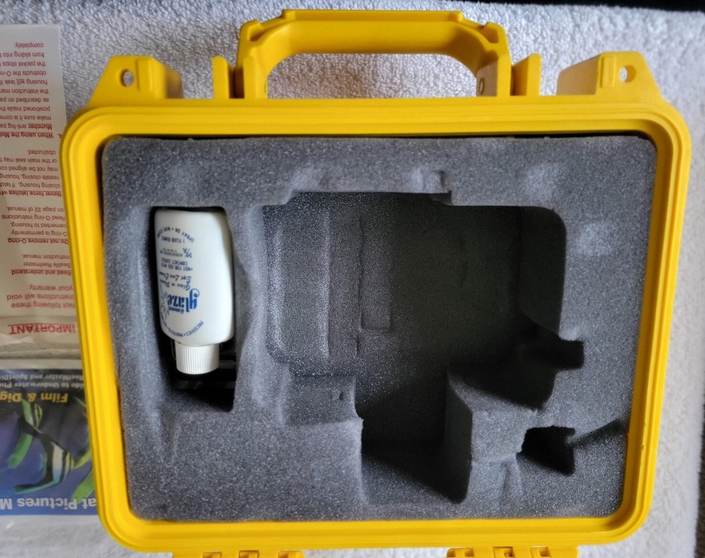 SeaLife Reefmaster RC Underwater Camera Hardshell Case,With Carry Case-No Camera