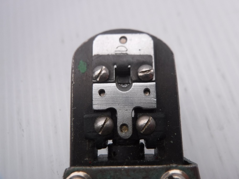 Burndy N16RT-24 Hand Crimp