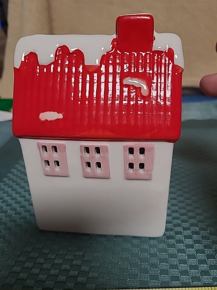 LIGHTED HOUSE DECORATION (BIN QQ)