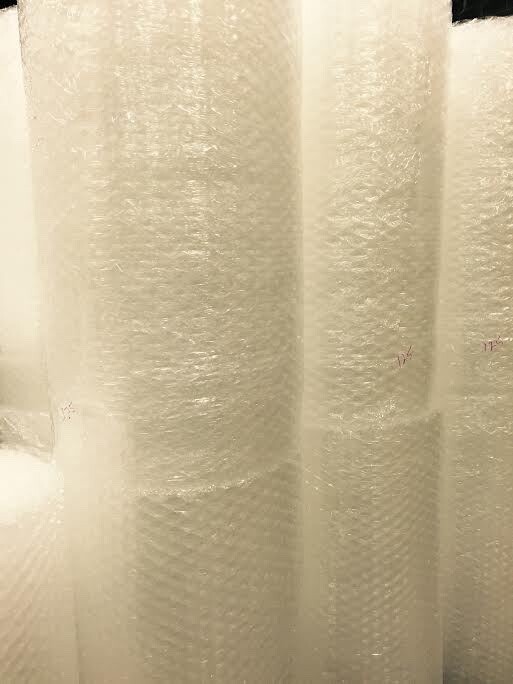 Medium Bubble Roll 5/16 x 200 ft x 24" Bubble Medium Bubbles Perforated For Wrap