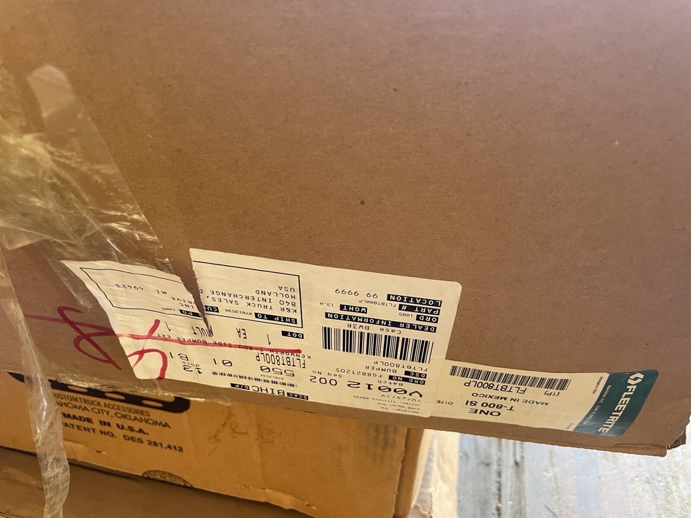 Kenworth T800 component left part