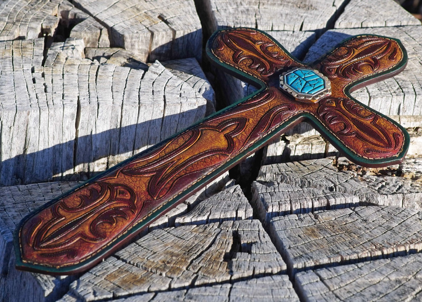 VINTAGE Large 19" CROSS Wall Hanging Southwestern Cowboy