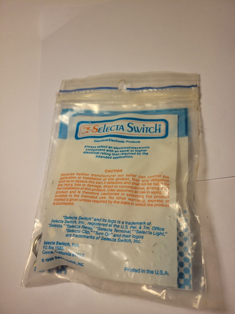 Selecta Switch Toggle Switch Model SD202P-BG