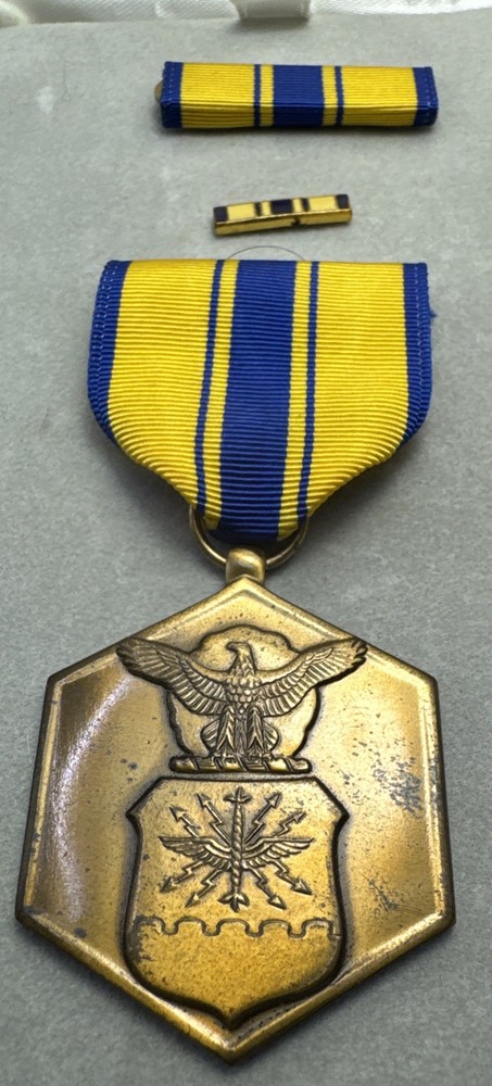 US Air Force Boxed Commendation Medal Set