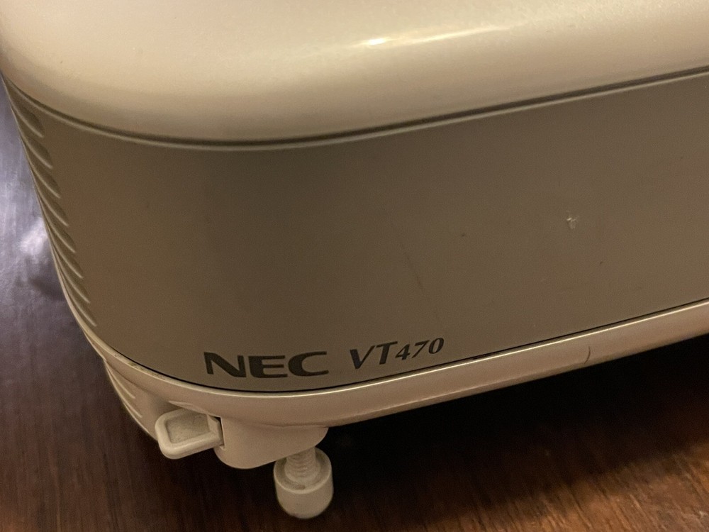 NEC Model VT470 Desktop Multimedia LCD Data Projector