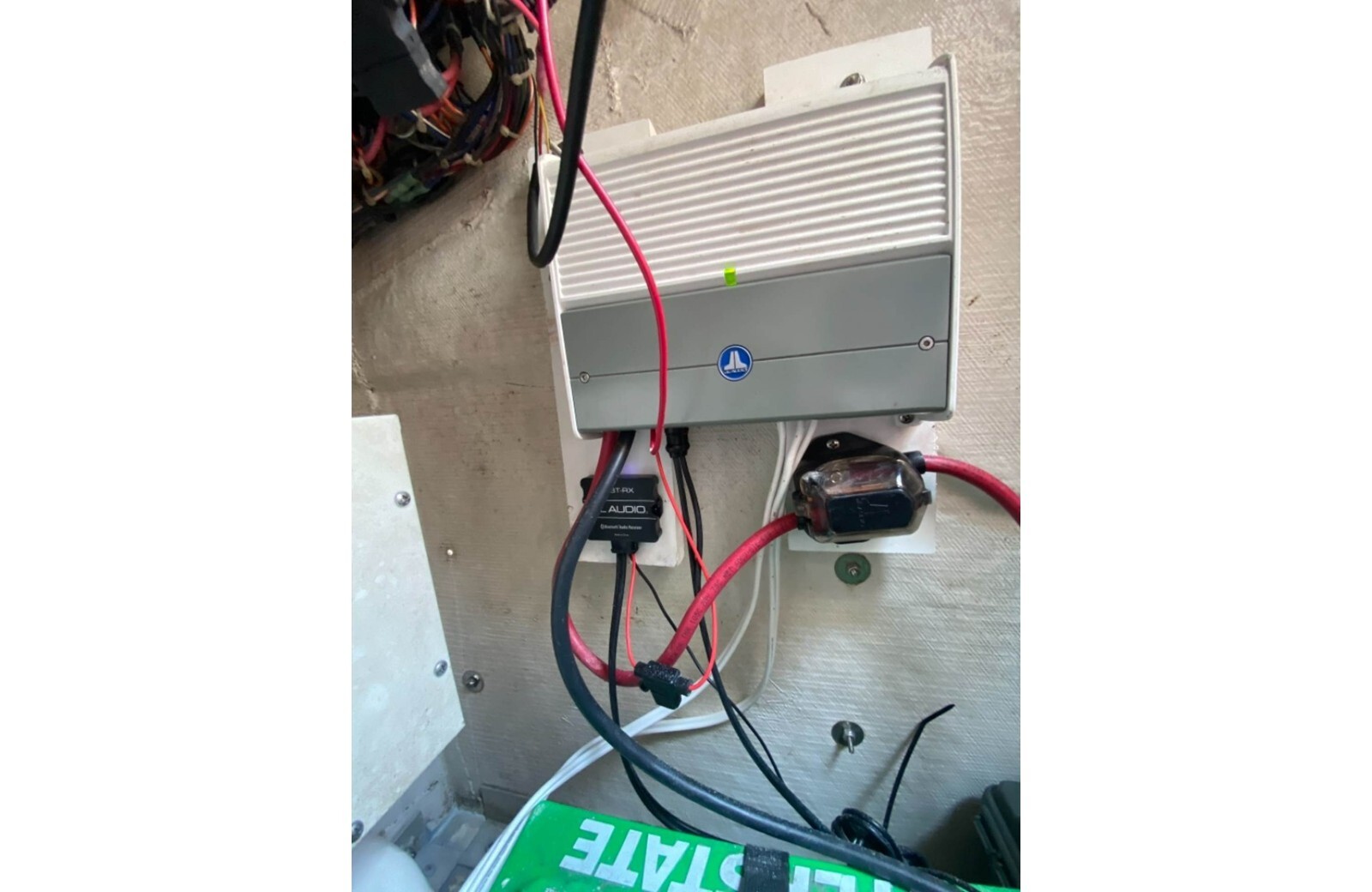 JL Audio MBT-RX Universal Bluetooth Adapter Car & Marine Bluetooth 4.0 Receiver