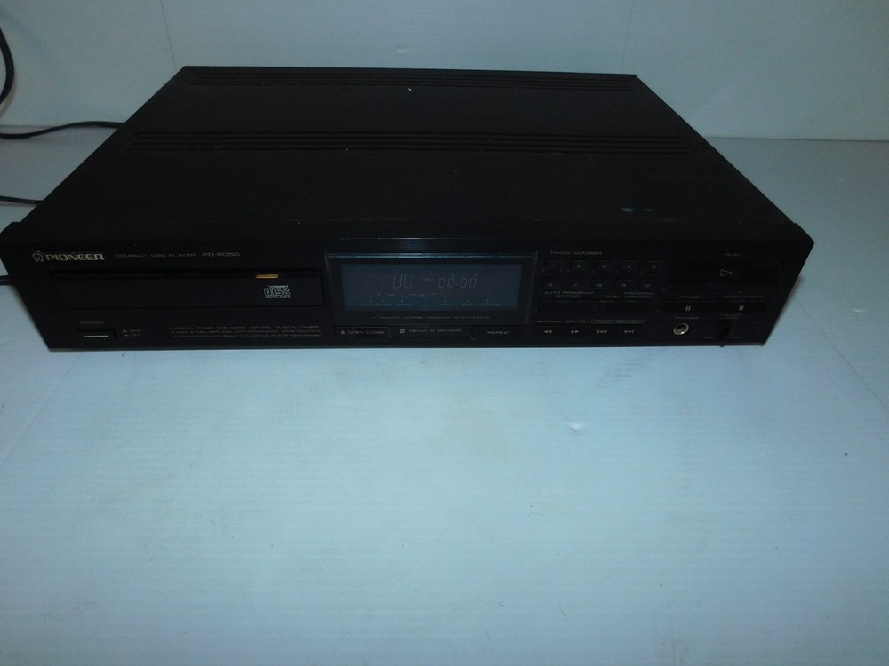 PIONEER COMPACT DISC PLAYER PD-6050 (LSB5)
