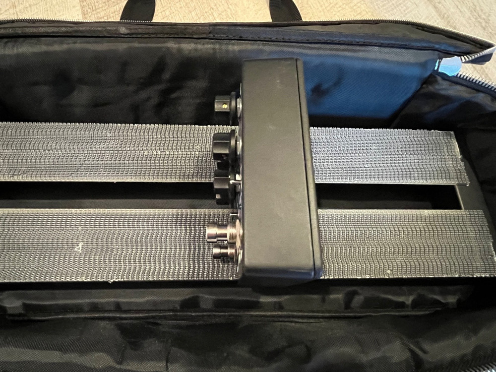 Pedaltrain Nano+, Keeley Caverns v2, Peterson StroboStomp Mini