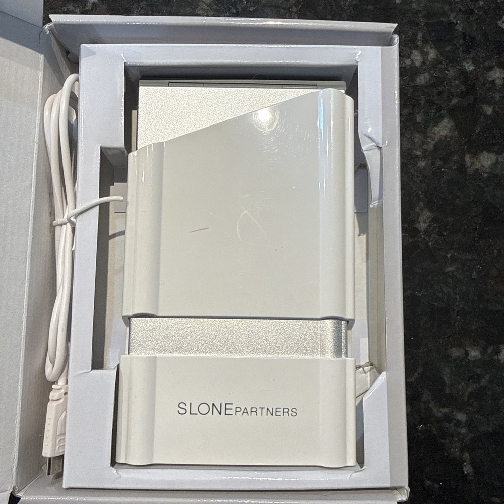 Zoom Gridlock Bluetooth Keyboard / Foldable Keyboard - New / Open Box D