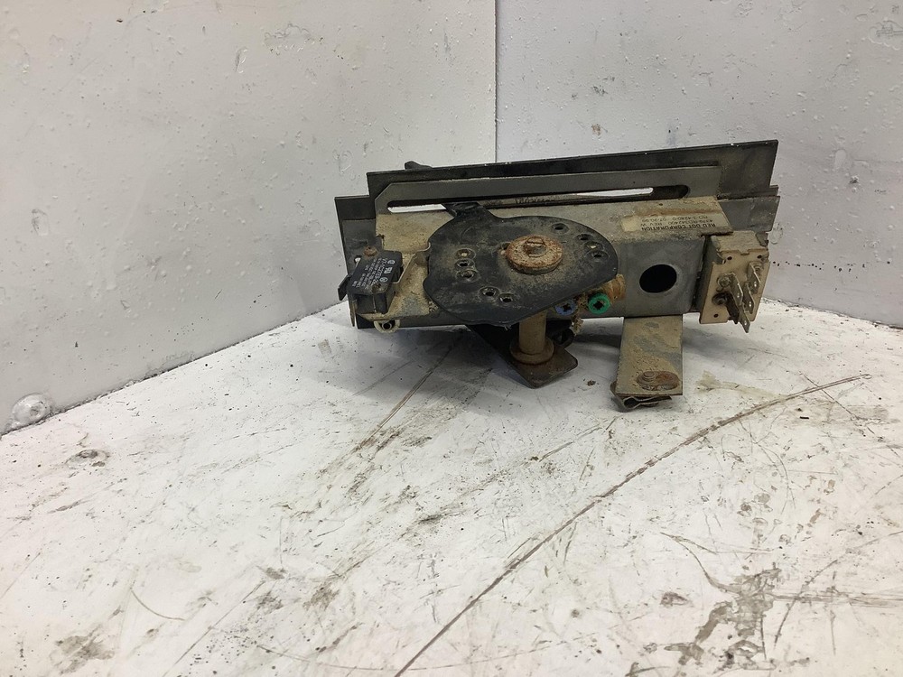 Mack CH600 Heater A/C Temperature Controls - Used