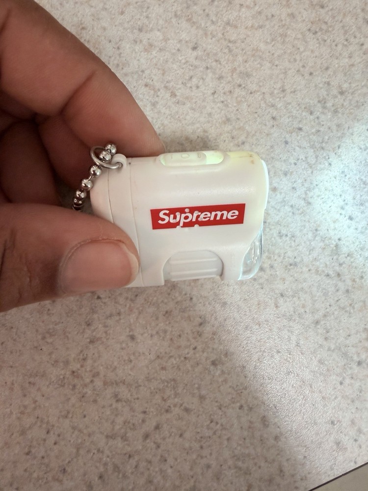 Supreme Raymay Pocket Microscope Keychain