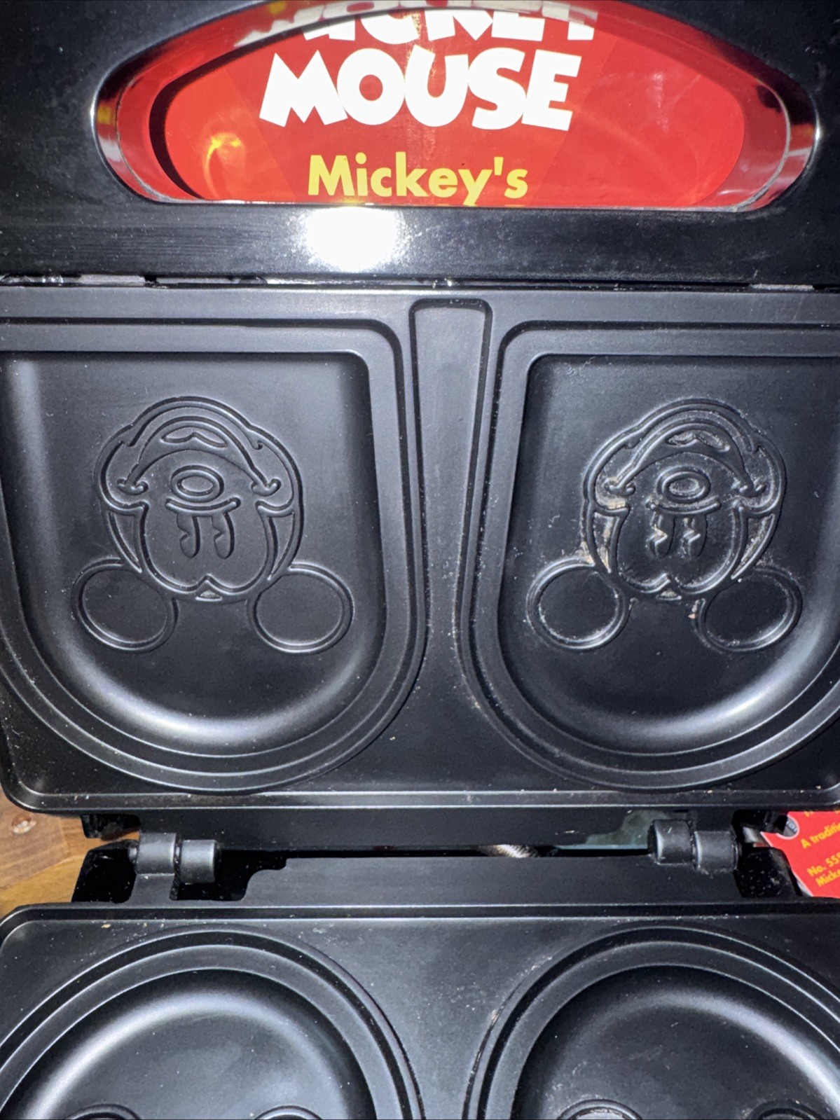 Vintage Disney Mickey Mouse Sandwich Maker by VillaWare 5555-03 (Used Once)