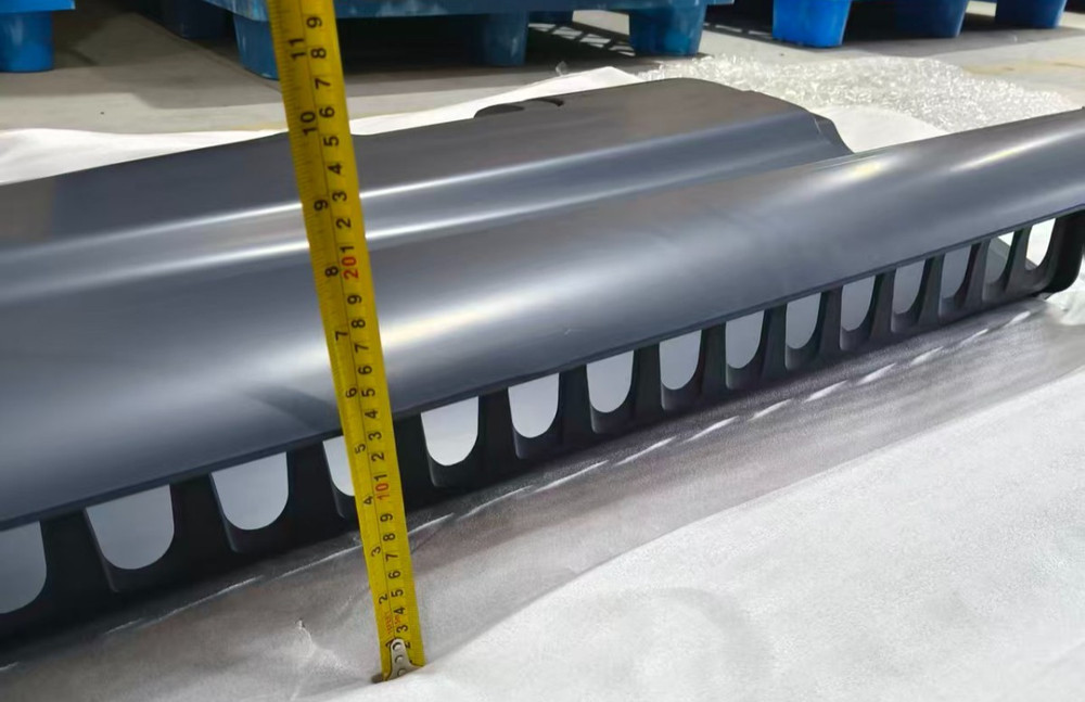 Middle Step Fairing Left Side For Freightliner Cascadia 2008-2017