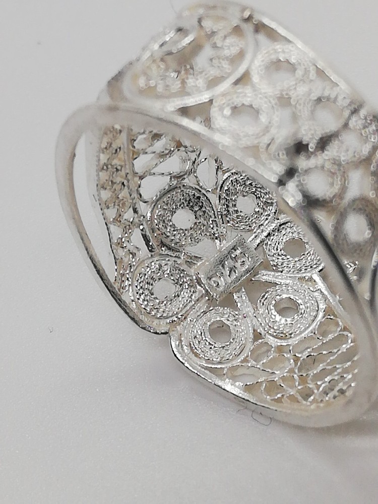 . 970 Solid Silver Women's Ring Size 8 Filigree New.