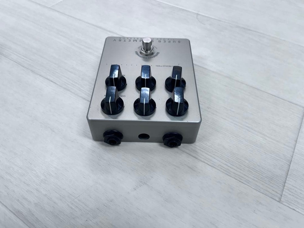 Darkglass Electronics SUPER SYMMETRY