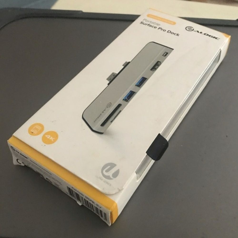 ALOGIC SURFACE PRO DOCK PORTABLE ULTRA SERIES SILVER