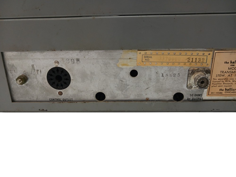 Hallicrafters HT-37 Ham Radio HF Transmitter Vintage 1960s - POWERS UP