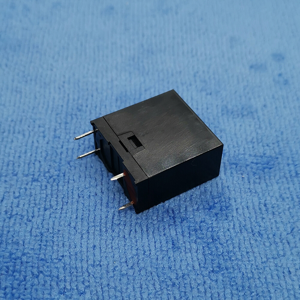 1pc DLS1U 5VDC 5V DC 5A Power Relay Original DEC