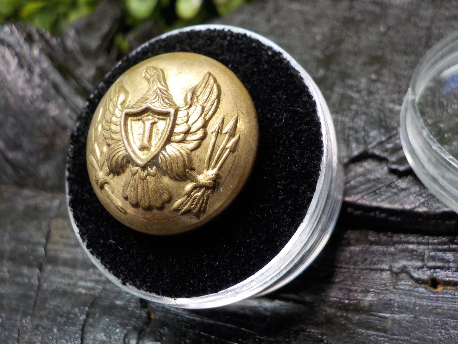 Old Rare Vintage Antique Civil War Relic Eagle Infantry Coat Button Free Case