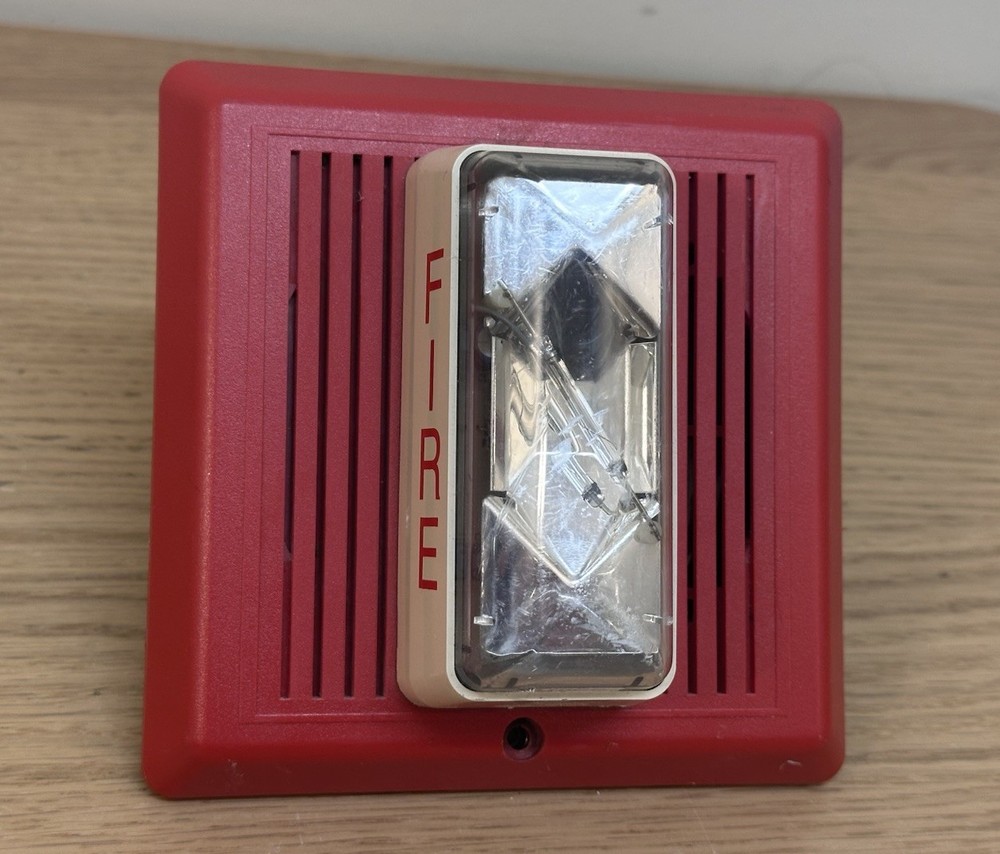 Edwards EST 757-8A-SS25 Speaker-Strobe Red
