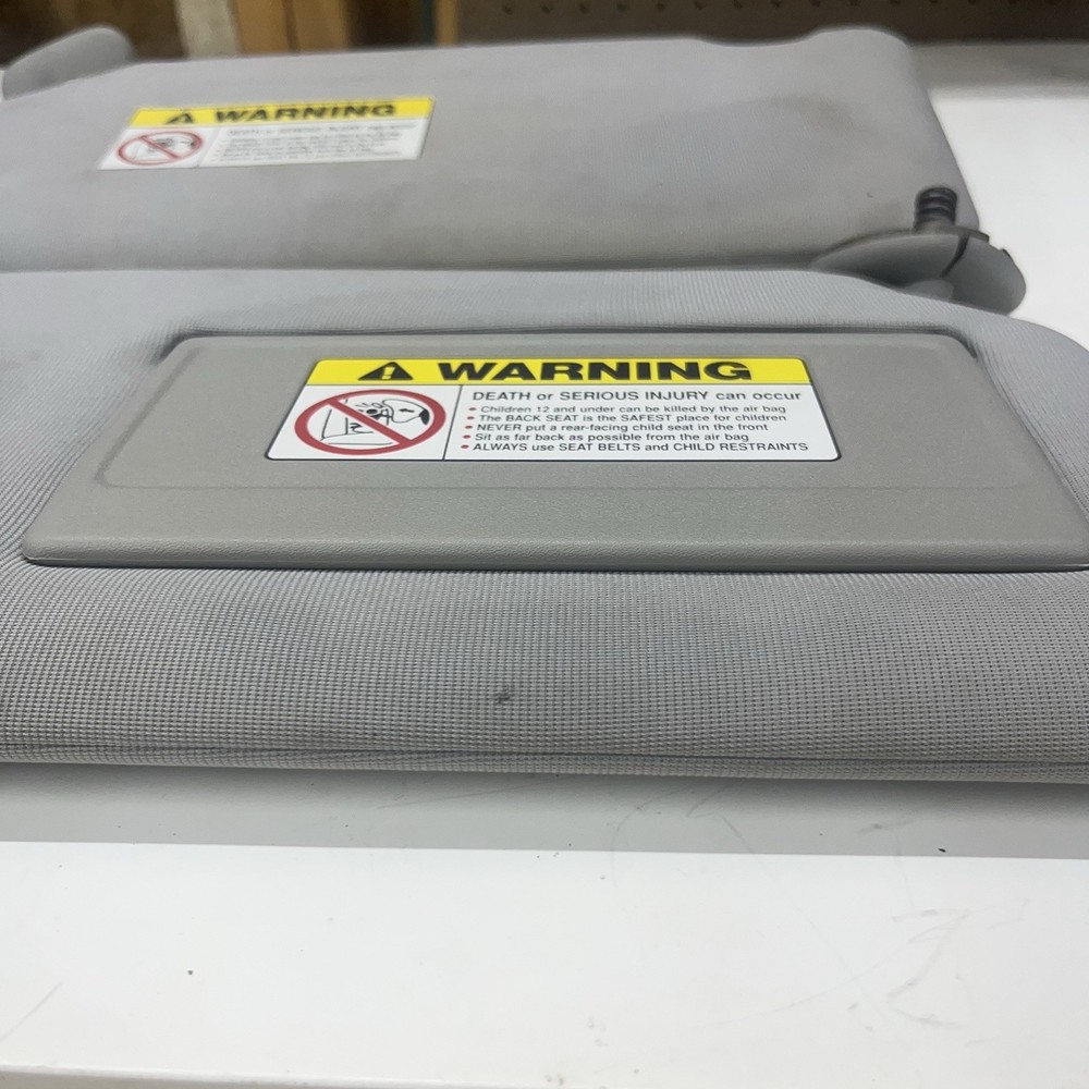 2003-2006 Honda Element Driver Passenger Side Sun Visor Pair Gray Cloth OEM