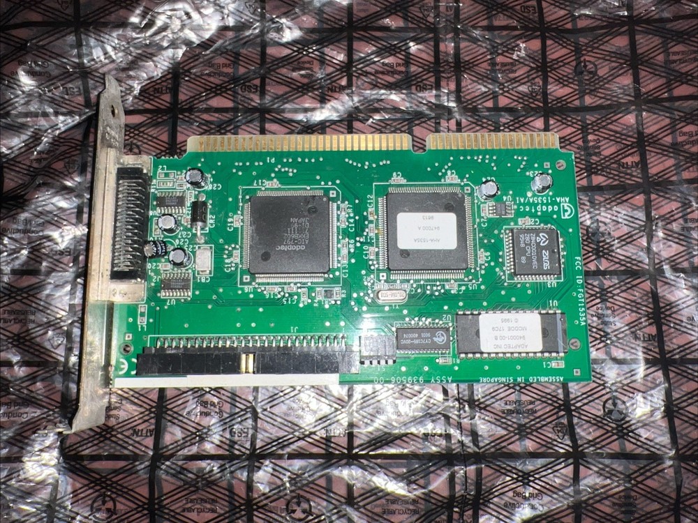 ADAPTEC AHA-1535A ISA SCSI CONTROLLER ADAPTER See Descript