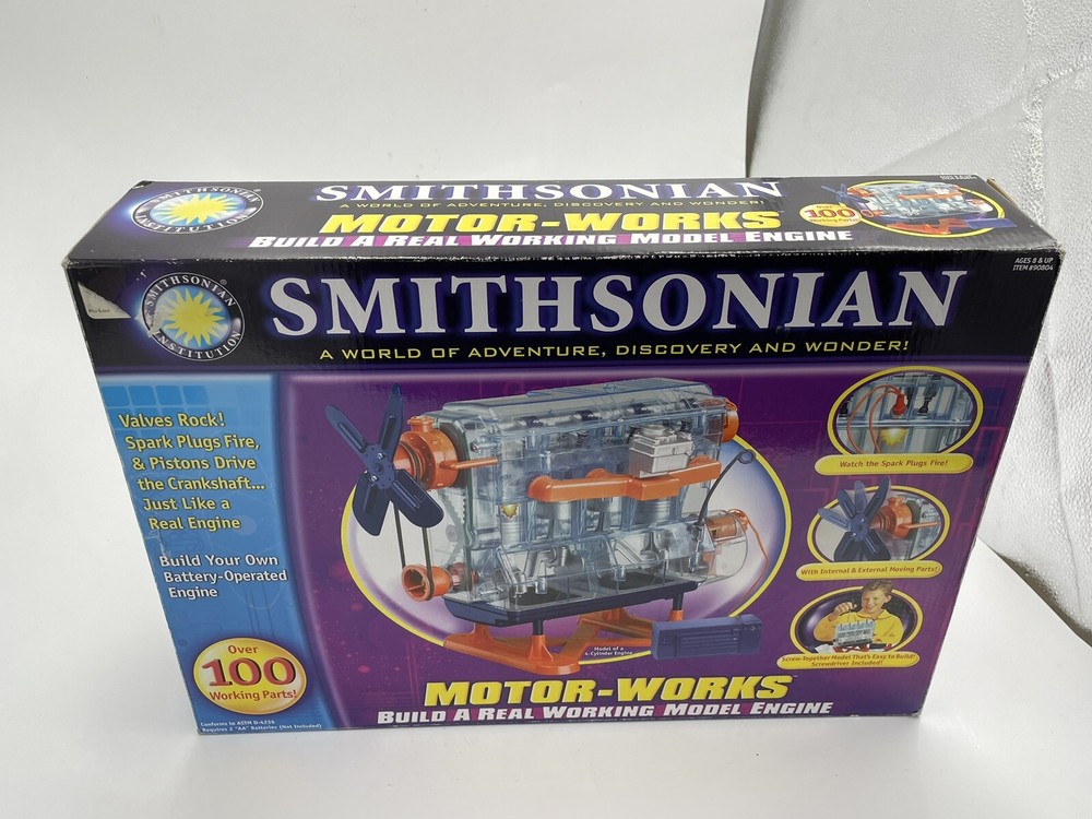 Smithsoniann Motor Works Model Engine