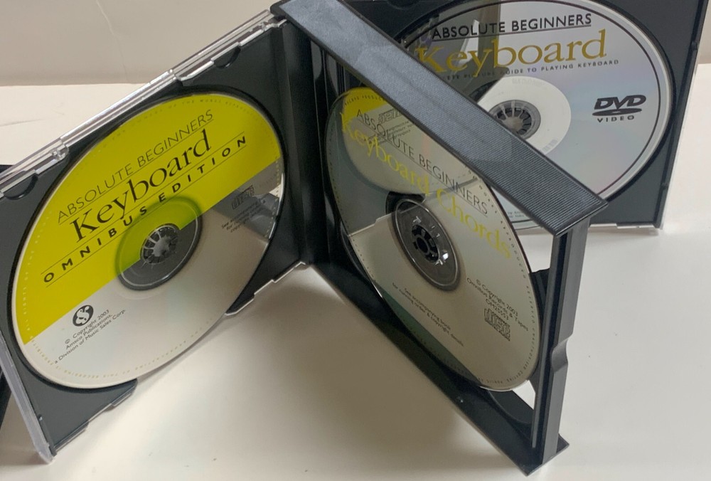 o'o'o . Complete Absolute Beginners KEYBOARD COURSE 2 CDs and DVD + Book