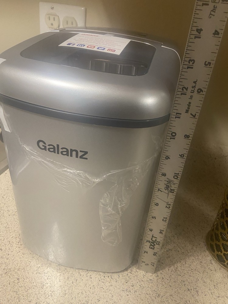 Galanz 26lbs Countertop Portable Ice Maker