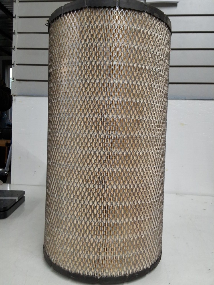 Baldwin Air Filter -- RS3744