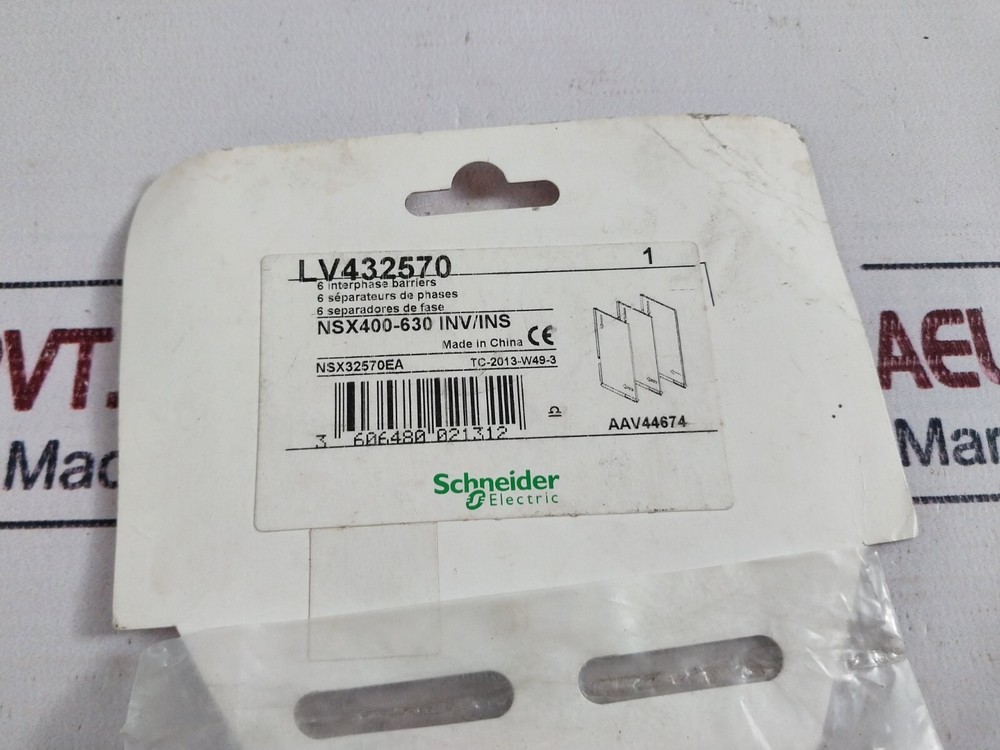 Schneider Electric Lv432570 6 Interphase Barriers Set