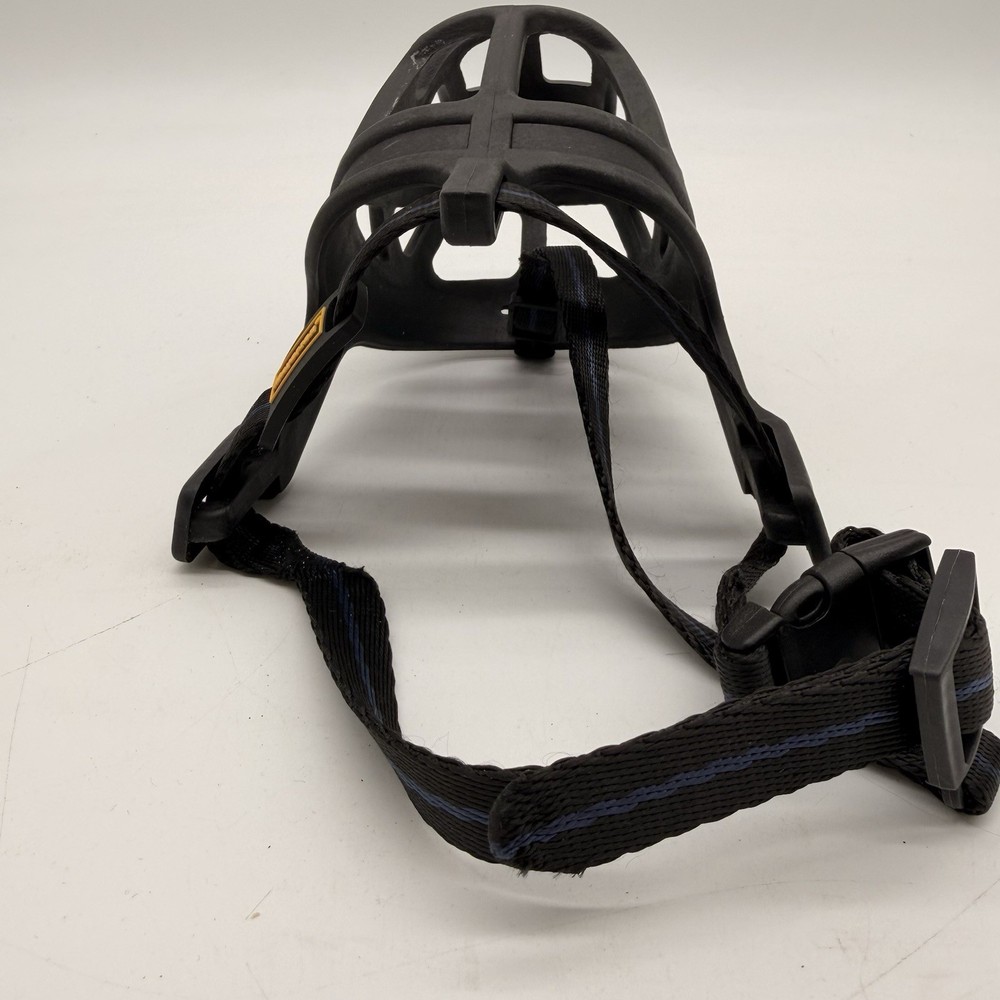 Mayerzon Dog Muzzle Medium-Soft Rubber Basket Muzzle with Adjustable (NWOT)